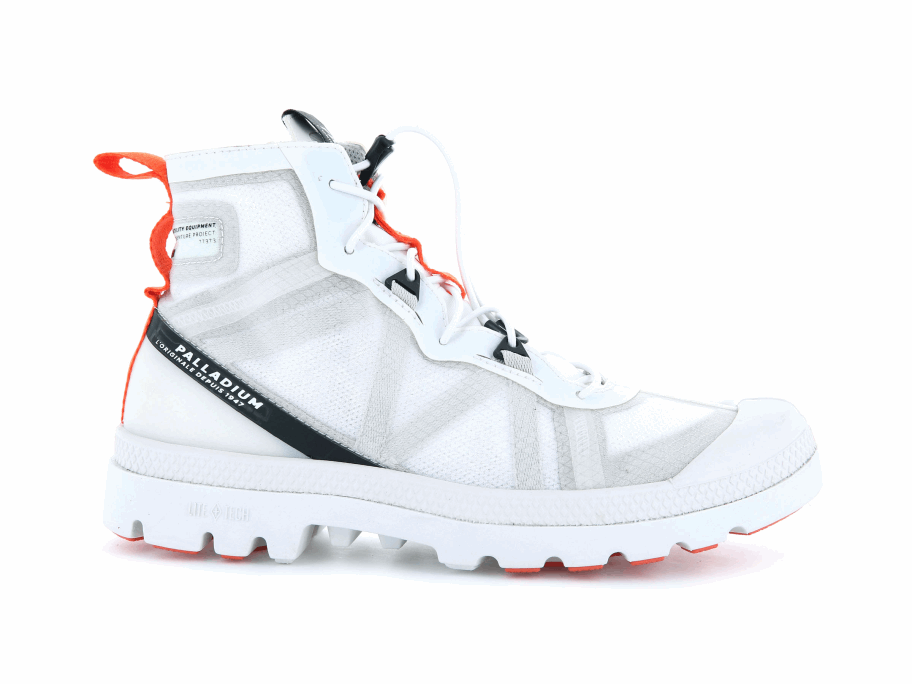 نجمة مغامرات بلاديوم ترافيل لايت بيضاء