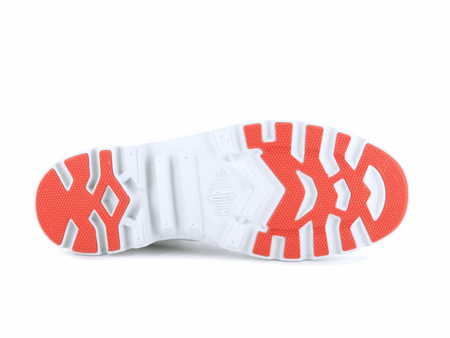 نجمة مغامرات بلاديوم ترافيل لايت بيضاء